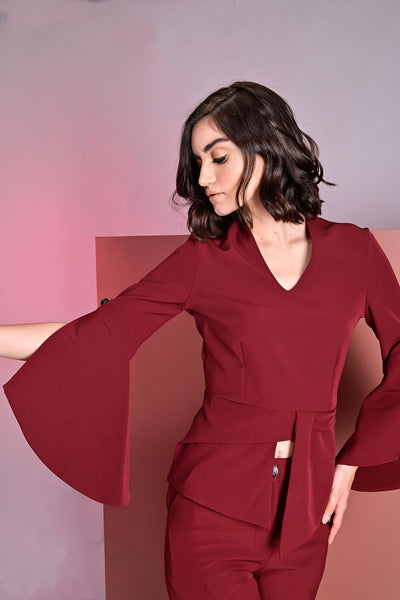 Sanguine Cape Sleeves Top With Trousers